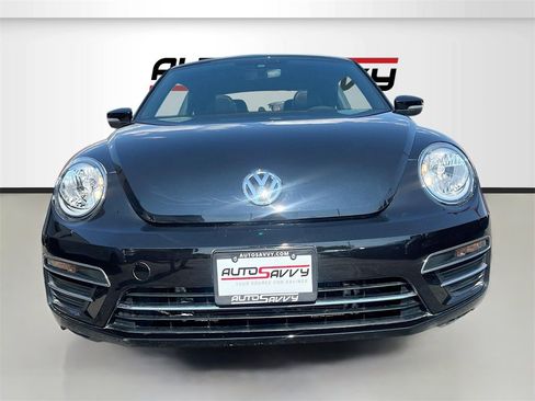 Used 2019 Volkswagen Beetle 2.0T SE image 2