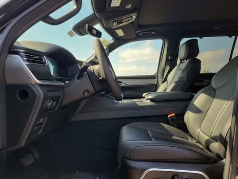 New 2026 Jeep Grand Wagoneer Limited AWD/4WD image 14