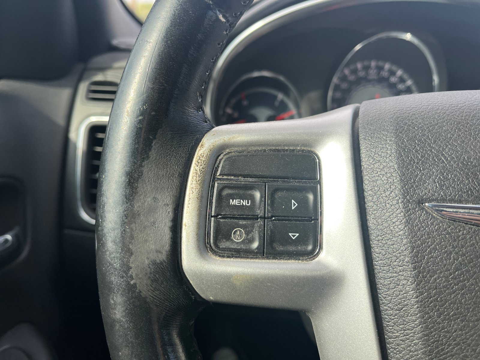 Used 2013 Chrysler 200 Touring FWD image 19