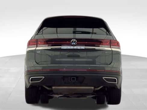Used 2025 Volkswagen Atlas SE AWD/4WD image 8