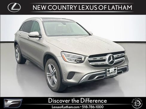 Used 2020 Mercedes-Benz GLC 300 4MATIC image 1