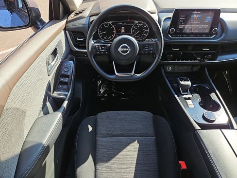 Certified 2023 Nissan Rogue SV image 11