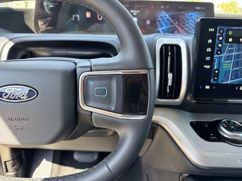 Certified 2025 Ford Expedition Active RWD image 26