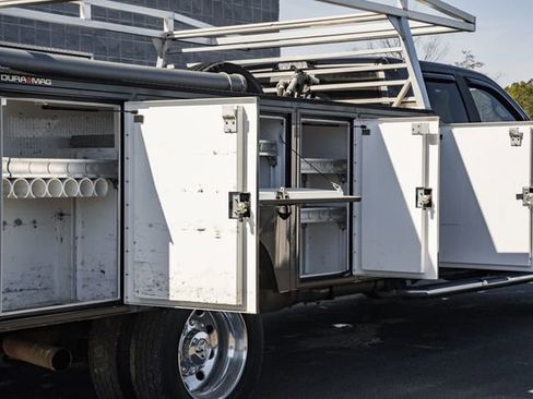 Used 2021 RAM 5500 4x4 Crew Cab image 30