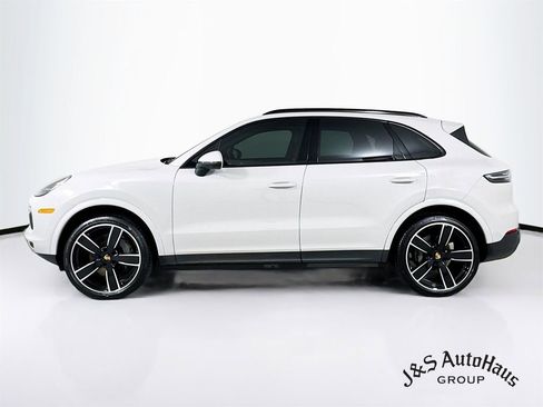 Used 2021 Porsche Cayenne S image 4