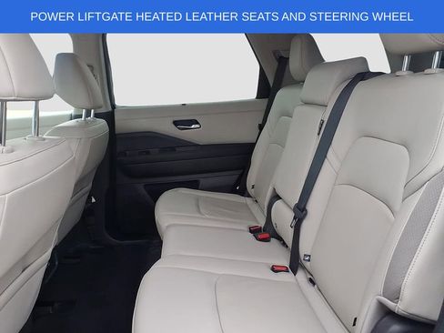 Used 2023 Nissan Pathfinder SL image 19
