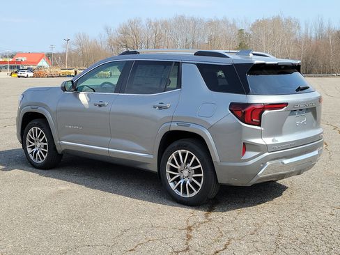New 2026 GMC Terrain Denali AWD/4WD image 5