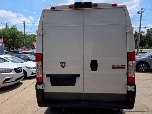 Used 2021 RAM ProMaster 2500 FWD image 6