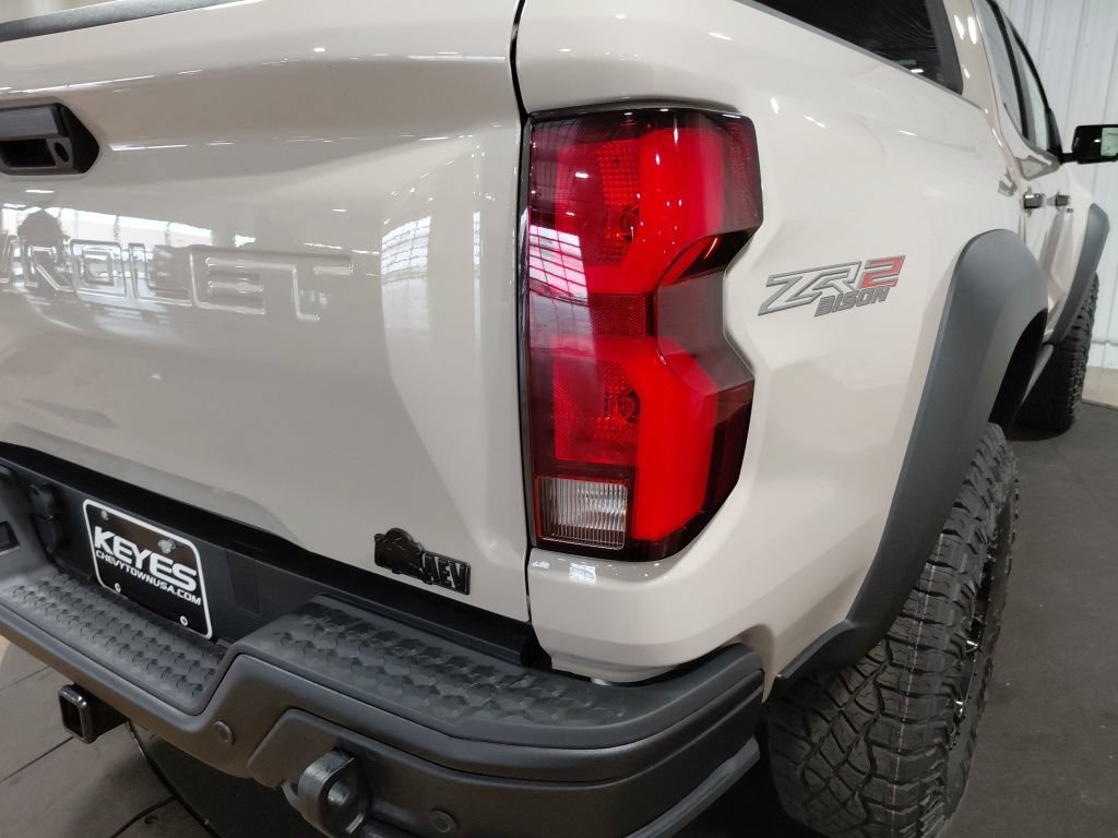 New 2026 Chevrolet Colorado ZR2 w/ ZR2 Bison Edition AWD/4WD image 15