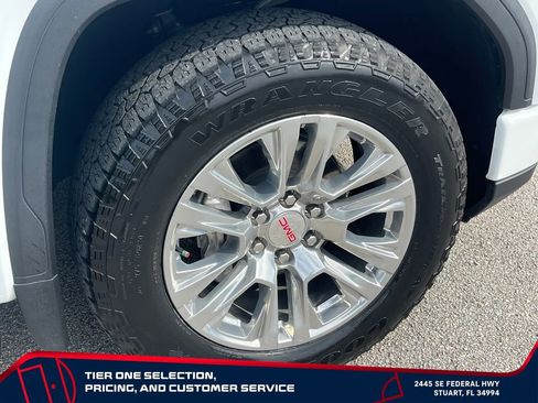 Used 2024 GMC Sierra 1500 Denali w/ Technology Package AWD/4WD image 21