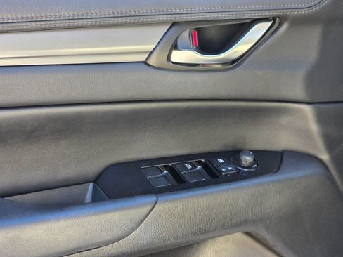 Used 2017 MAZDA CX-5 Touring image 10