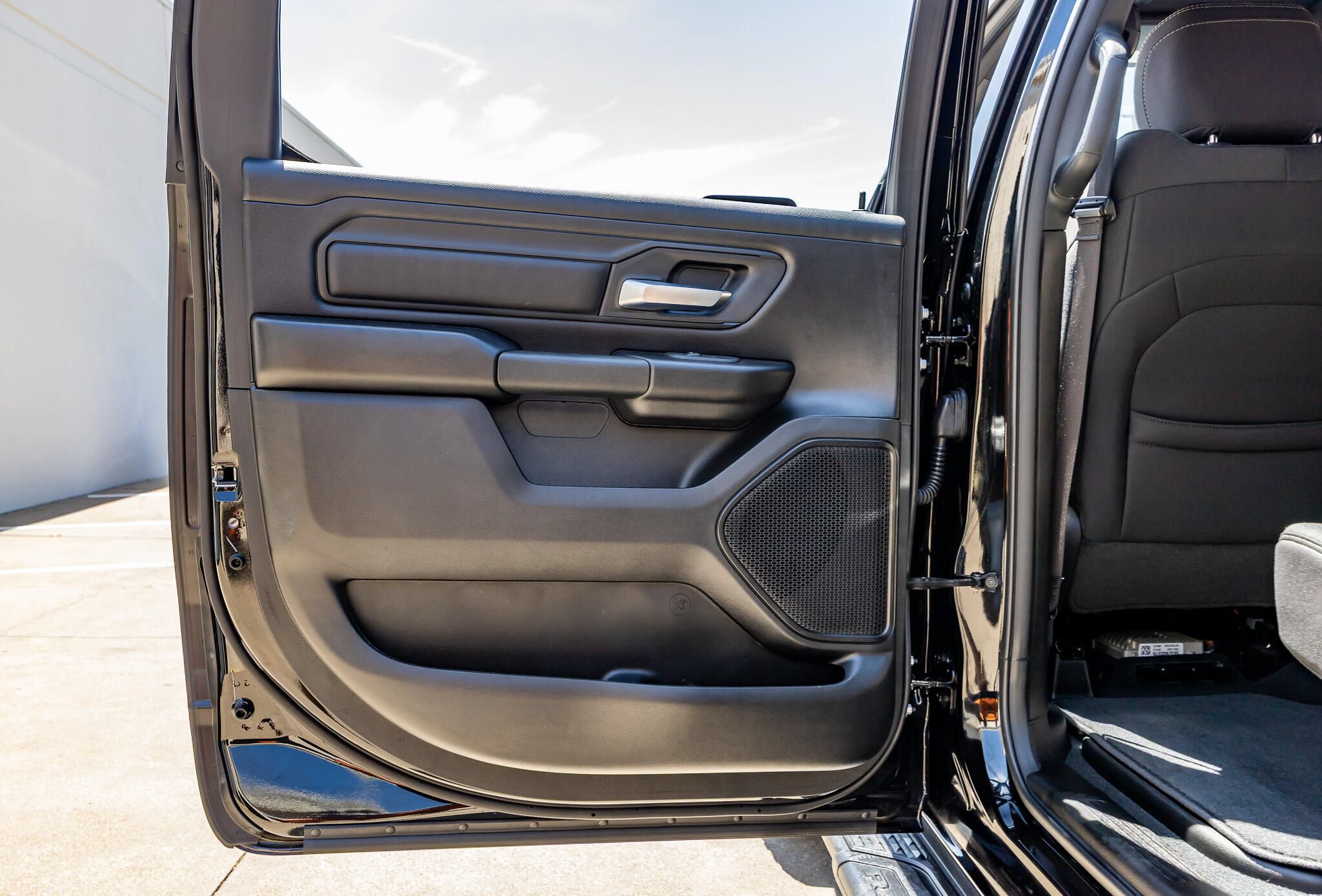 Used 2026 RAM 1500 Express AWD/4WD image 45