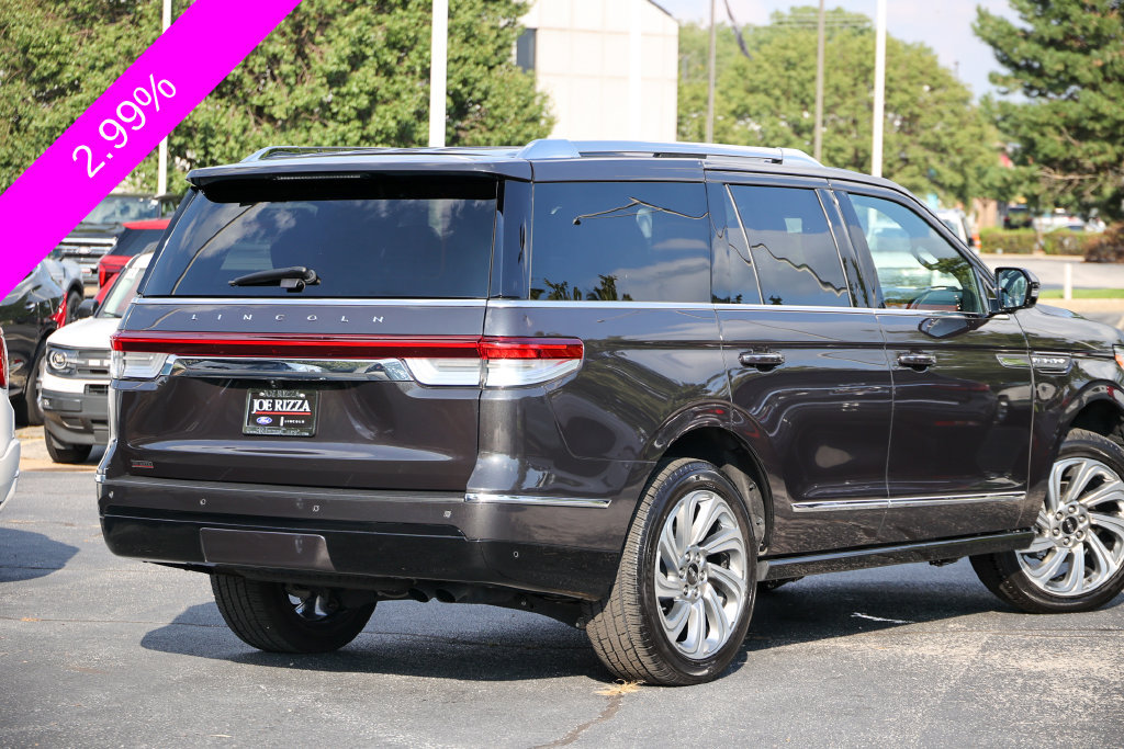 Certified 2024 Lincoln Navigator Reserve AWD/4WD image 37