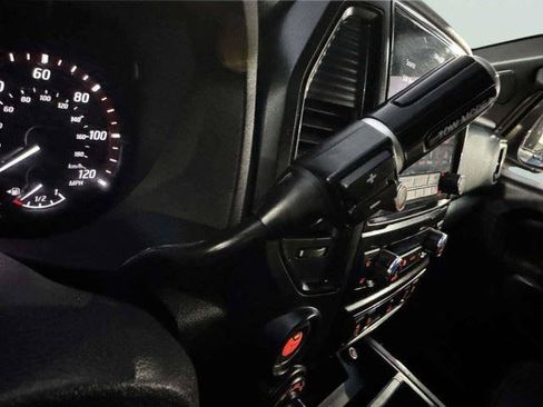 Used 2021 Nissan Titan PRO-4X w/ Pro-4x Convenience Package AWD/4WD image 25