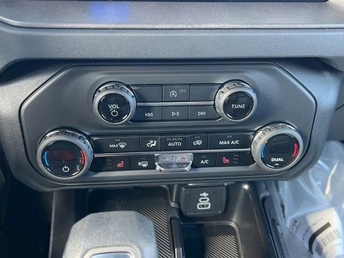 New 2026 Ford Bronco Big Bend image 18