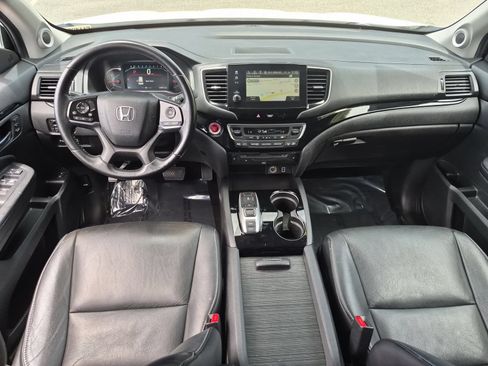 Used 2019 Honda Pilot Touring image 28