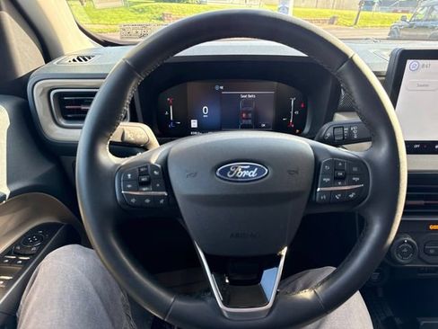 Used 2025 Ford Maverick Lariat w/ 4K Tow Package AWD/4WD image 20