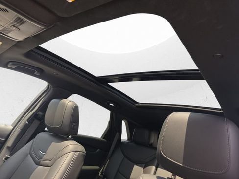 Certified 2023 Cadillac XT5 Premium Luxury AWD/4WD image 31
