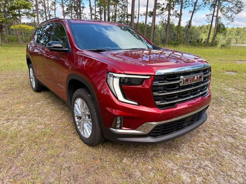 Used 2026 GMC Acadia Elevation w/ Elevation Premium Package FWD image 7