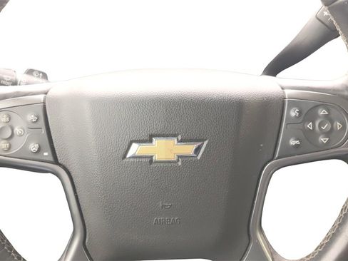 Used 2017 Chevrolet Suburban Premier image 19