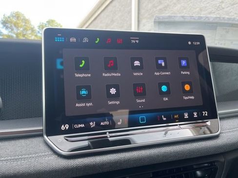 New 2026 Volkswagen Tiguan S image 14