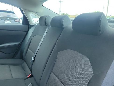 Used 2024 Kia Forte LXS w/ LXS Technology Package FWD image 11