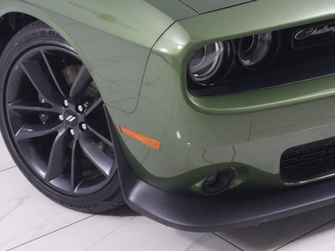 Used 2019 Dodge Challenger R/T Scat Pack w/ Shaker Package image 18