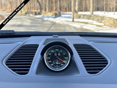 Used 2013 Porsche 911 Carrera S image 8