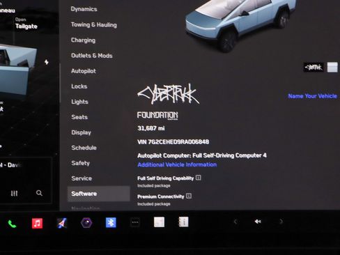 Used 2024 Tesla Cybertruck AWD Crew Cab image 15