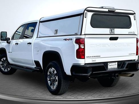 Used 2023 Chevrolet Silverado 2500 Custom w/ Infotainment Package image 4