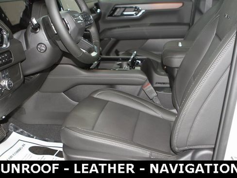 New 2025 GMC Yukon XL Denali w/ Sun & Power Step Package image 14