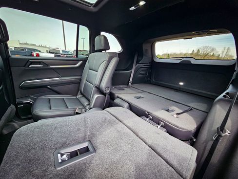 New 2026 GMC Acadia Elevation image 39