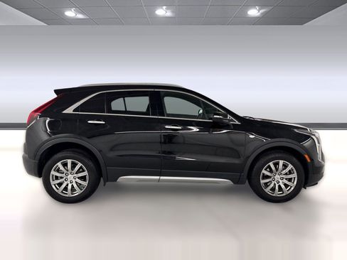 Used 2022 Cadillac XT4 Premium Luxury w/ Safety Alert Package AWD/4WD image 8