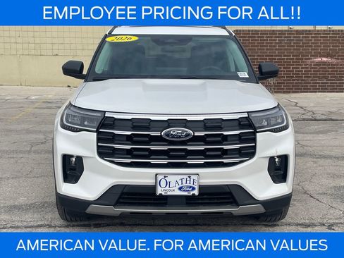 New 2026 Ford Explorer Active w/ Active Comfort Package AWD/4WD image 8