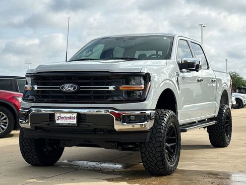 Used 2026 Ford F150 XLT w/ Equipment Group 302A MID image 3