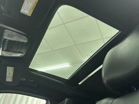 Used 2019 Jeep Grand Cherokee High Altitude RWD image 22