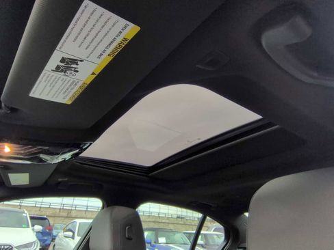 Used 2025 BMW i5 M60 w/ Premium Package image 19