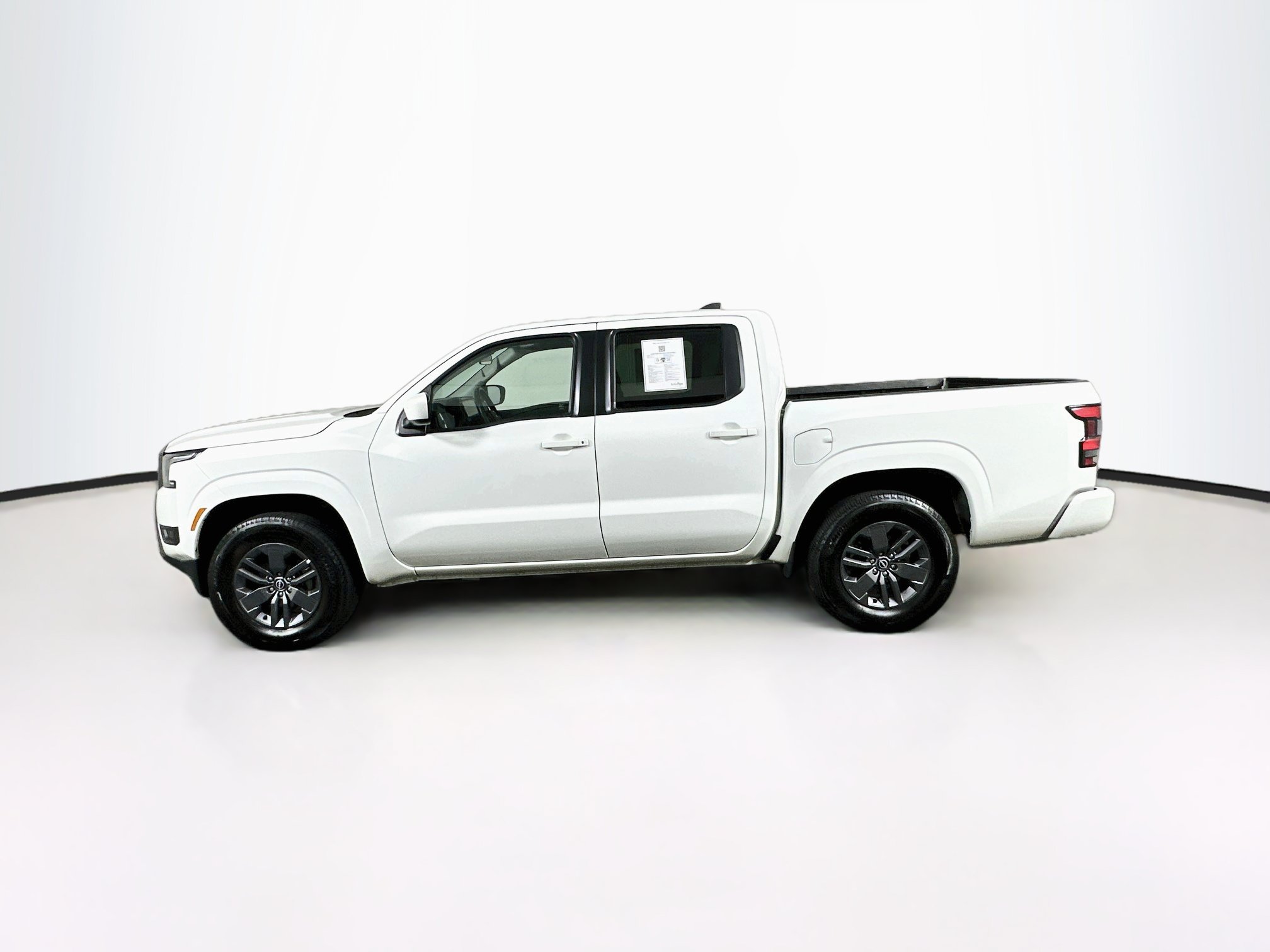 Used 2026 Nissan Frontier SV RWD image 4