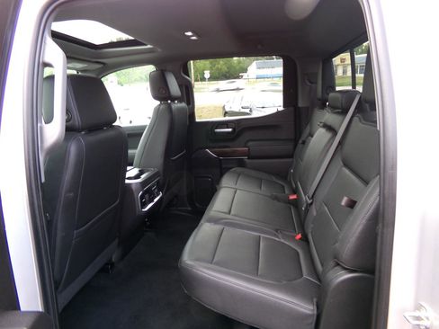 Used 2021 GMC Sierra 1500 SLT w/ SLT Premium Plus Package AWD/4WD image 40