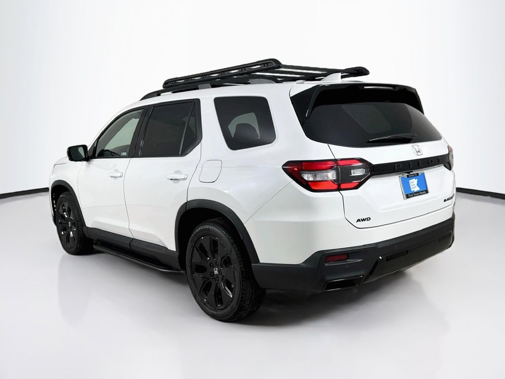 New 2026 Honda Pilot Black Edition image 5