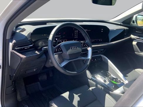 Used 2025 Audi Q5 Premium AWD/4WD image 14