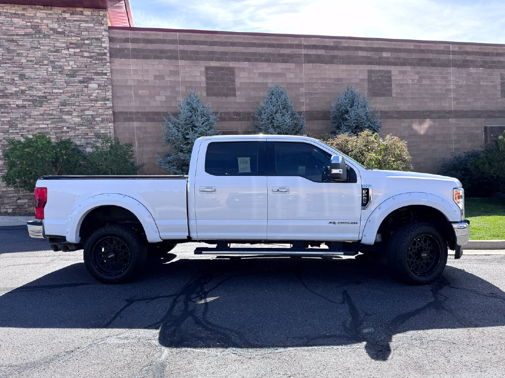 Used 2019 Ford F250 Lariat w/ Lariat Ultimate Package AWD/4WD image 6