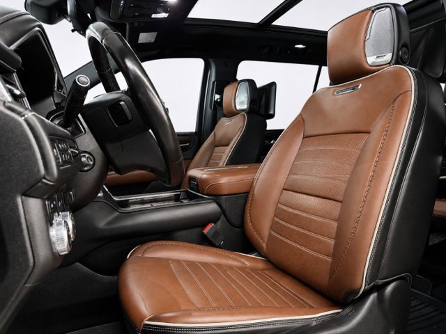 Used 2024 GMC Yukon XL Denali Ultimate AWD/4WD image 18