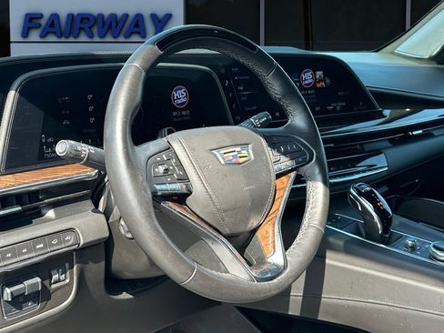 Used 2021 Cadillac Escalade Sport Platinum w/ LPO, ONYX Package AWD/4WD image 15