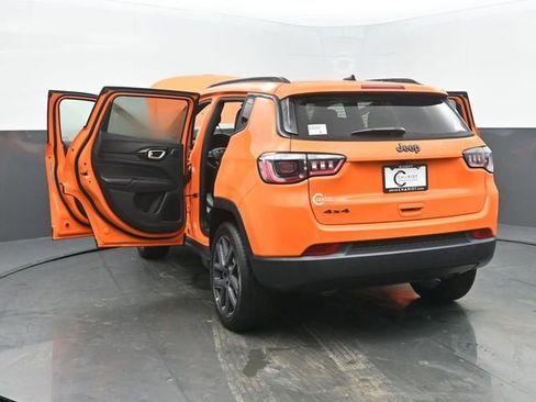 New 2026 Jeep Compass Latitude w/ Sun and Sound Group image 56