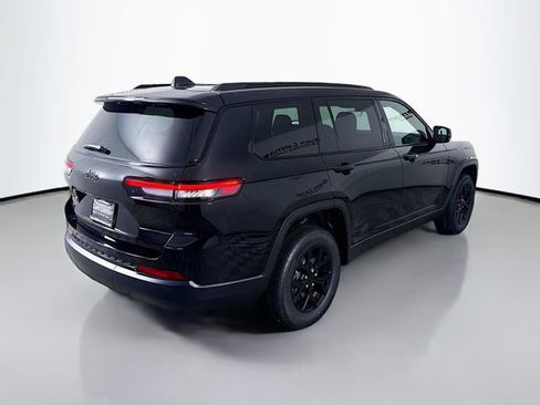 New 2025 Jeep Grand Cherokee L Altitude image 7