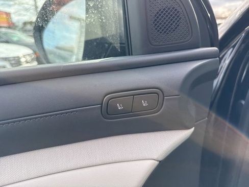 New 2025 Hyundai Tucson Limited image 12