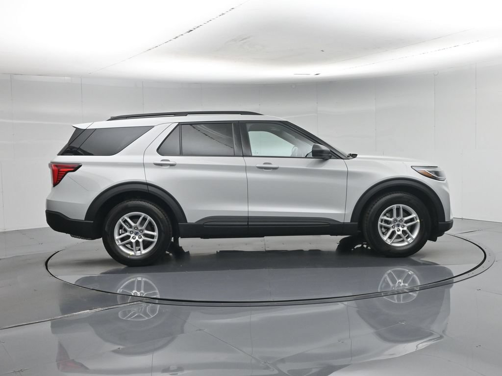 New 2027 Ford Explorer Active RWD image 26