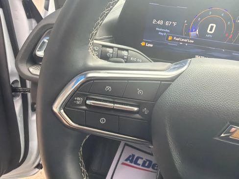 Used 2026 Chevrolet Traverse LT w/ LPO, Floor Liner Package FWD image 16