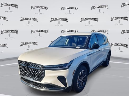 New 2026 Lincoln Nautilus Premier image 1